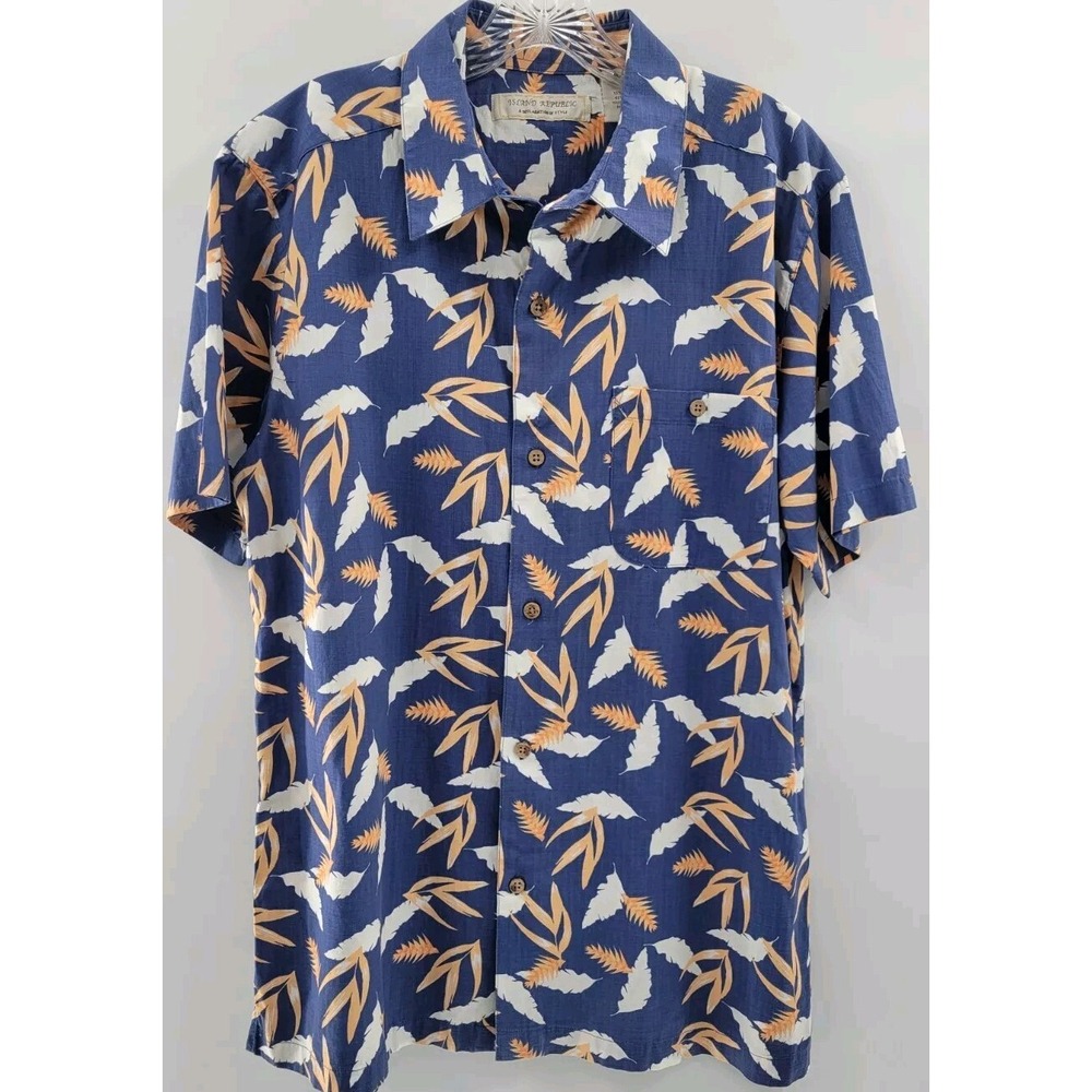 ISLAND REPUBLIC Men's  Hawaiian Shirt‎ Size L Leaf Print Cotton / Rayon Blend